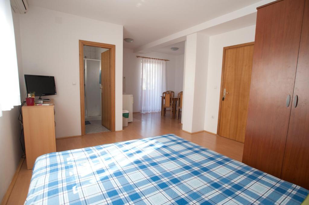 Apartments Maric With Parking Умаг Стая снимка
