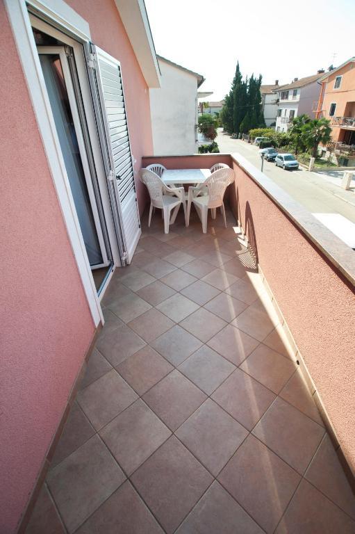 Apartments Maric With Parking Умаг Стая снимка